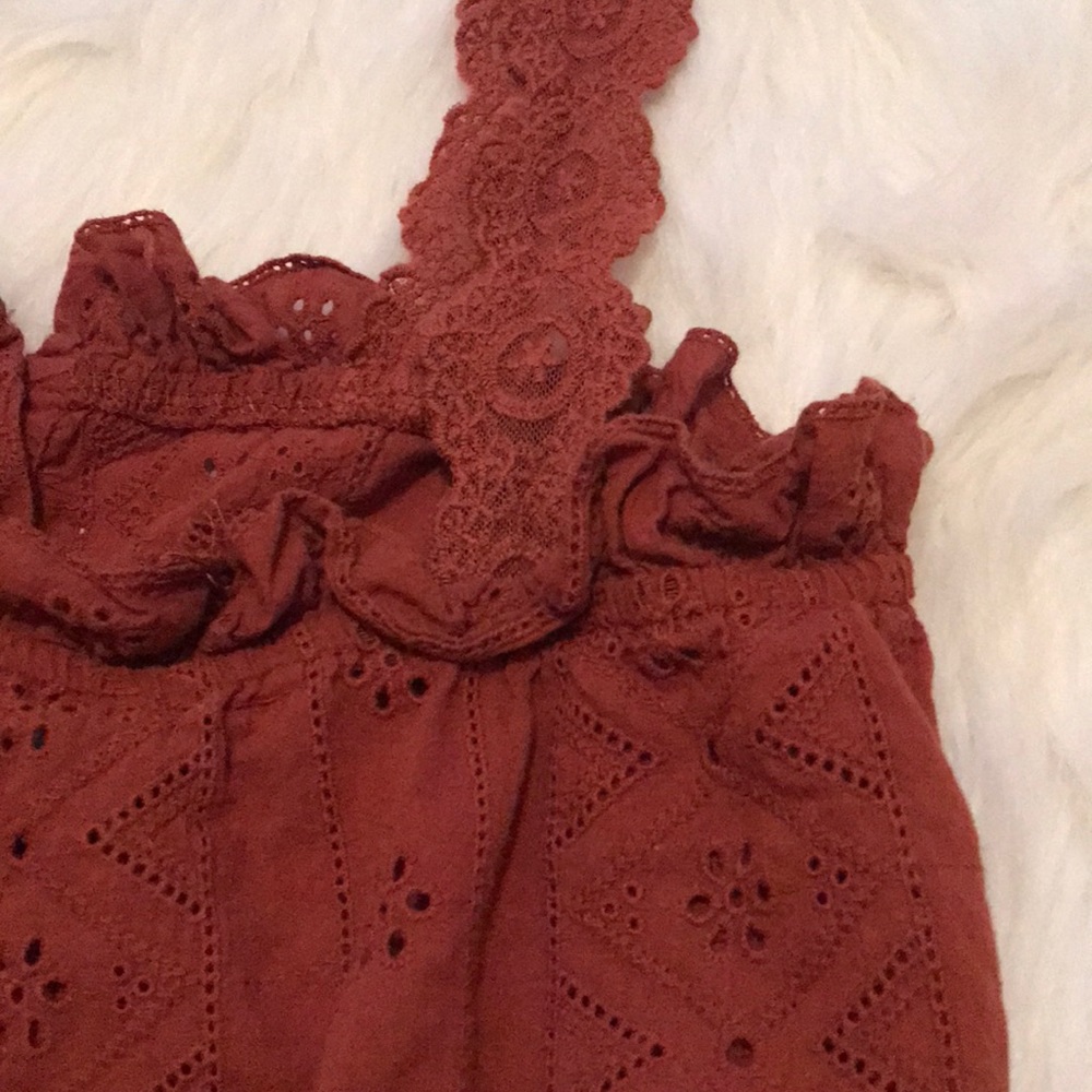 New! Boho eyelet crop top in rust - Picture 9 of 13